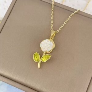 Women's Laser Gardenia Pendant Necklace Fashionable And Versatile Clavicle Chain