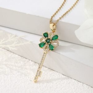 Women's Creative Retro Key Flower Necklace Clavicle Chain Jewelry